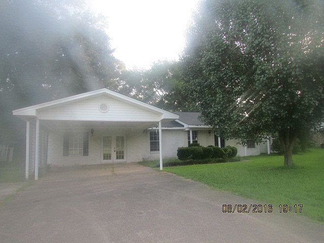 1st image of 717 E Parker St