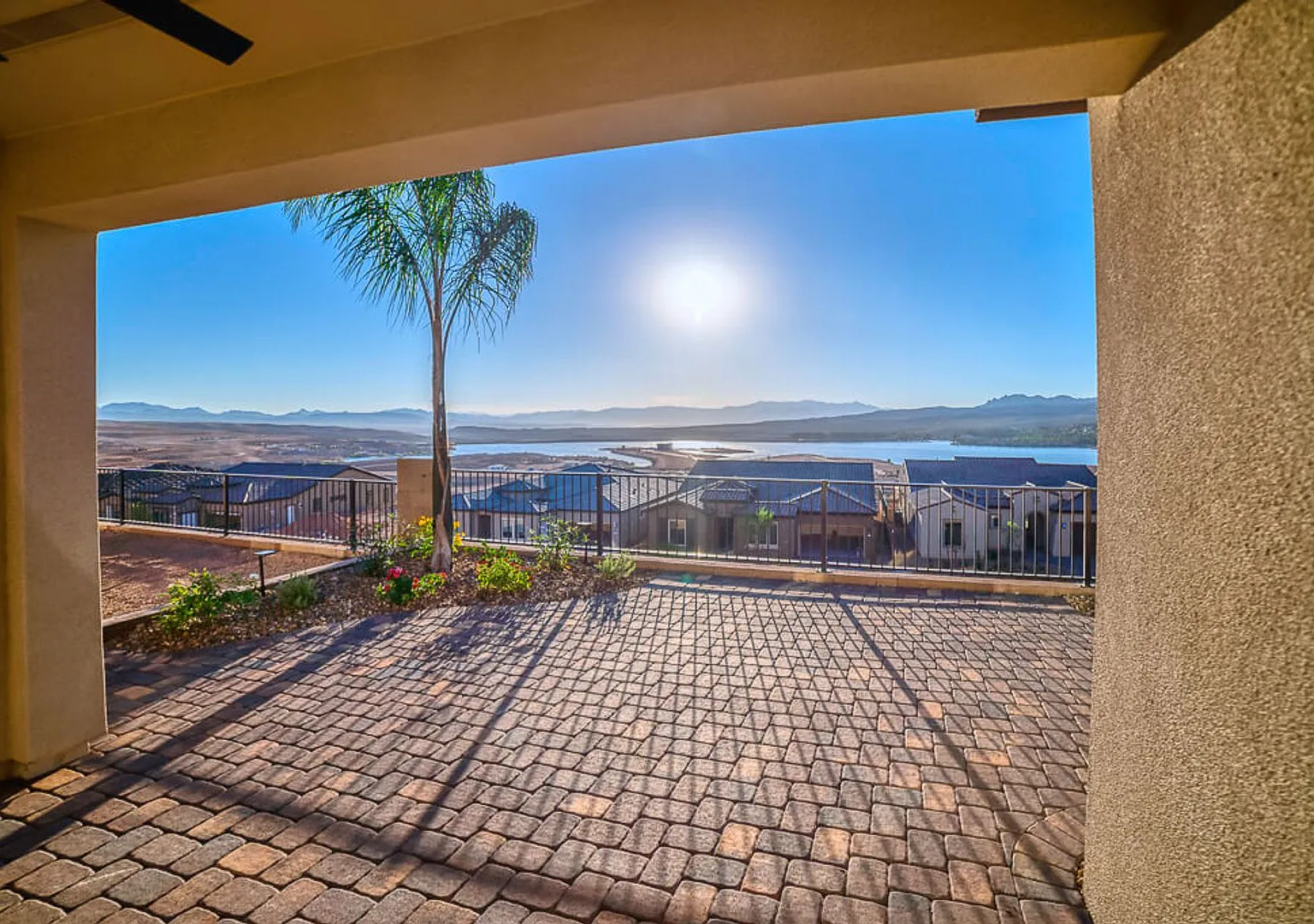Lake Views! 55+ Community At Del Webb At Lake Las Vegas - 3 Beds/2 Baths/2 Gar — Photo 1