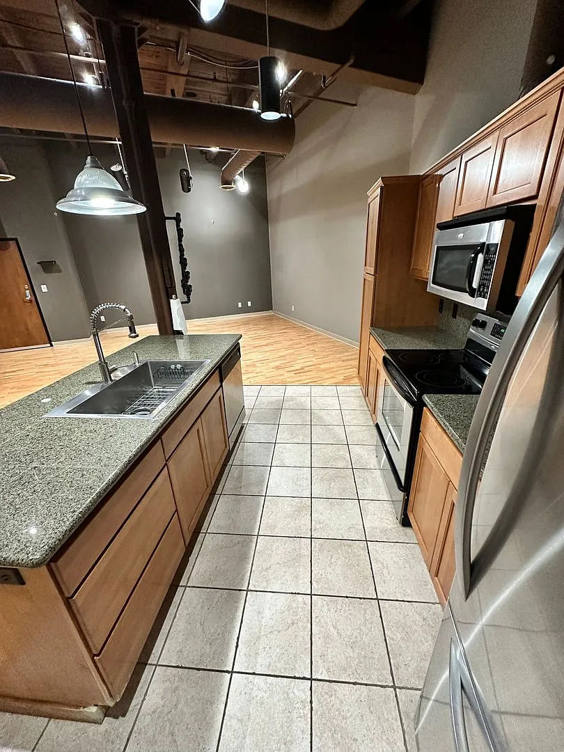 Downtown Spokane Condo With Private Patio - Now Offering Half Off One Months Rent! — Photo 4