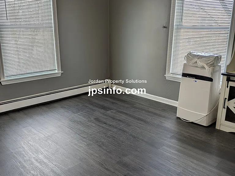 110 Perkins St #7 — Photo 4