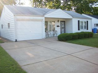 145 Brackleigh Ln, Florissant, MO