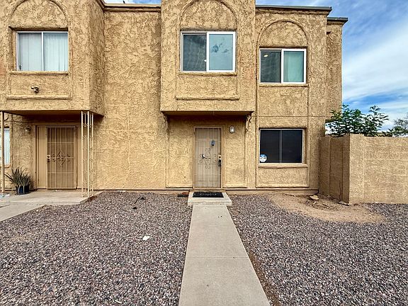 2nd image of 4462 E Pueblo Ave