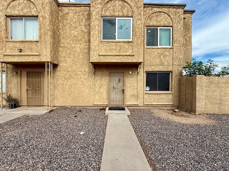 4462 E Pueblo Ave — Photo 2