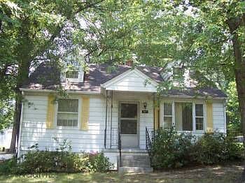 1st image of 117 Eisenhower Ave