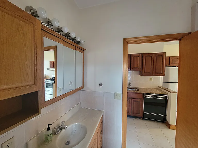 67-3 Baldwin St #673 — Photo 10