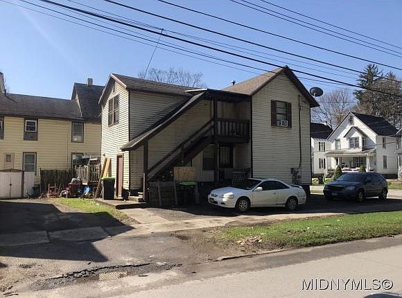 2nd image of 127 W German St