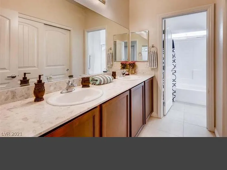 9242 Wittig Ave — Photo 38