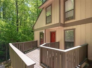 703 Woodcliff Dr, Sandy Springs, GA 30350