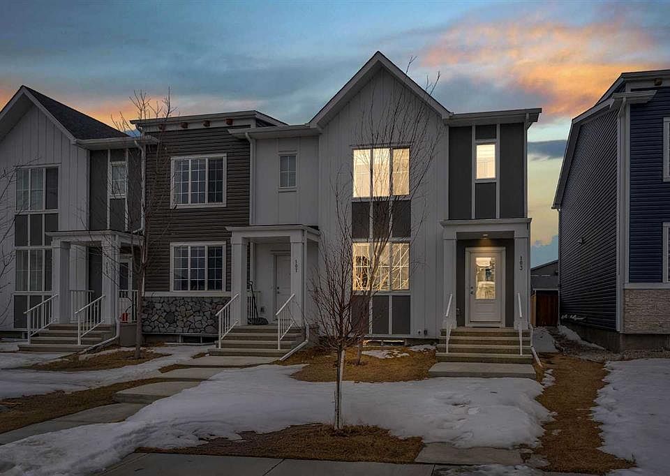 1st image of 103 W Cornerstone Path NE