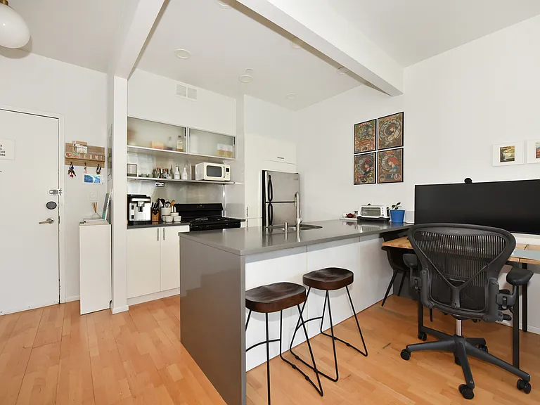 179 Monroe St #3A — Photo 6