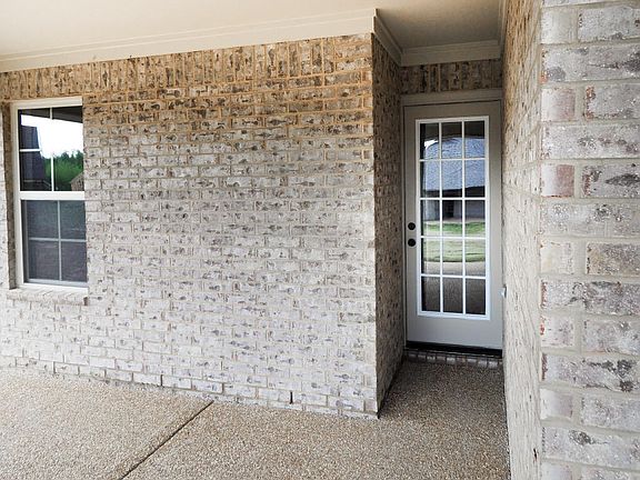 3rd image of 2479 Marion Ln
