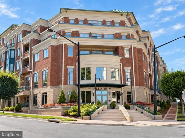 1450 Emerson Ave APT 203, Mc Lean, VA 22101