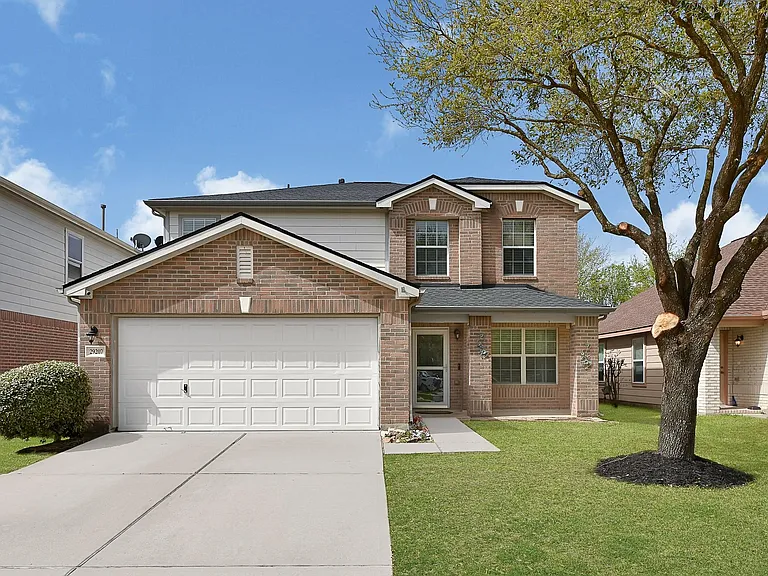 29207 Legends Hill Dr — Photo 1