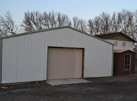 3rd image of 1623 Terminal Dr