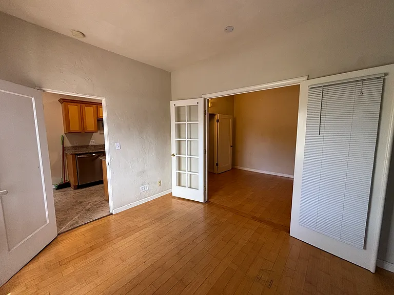 1955 Chestnut St #204 — Photo 21