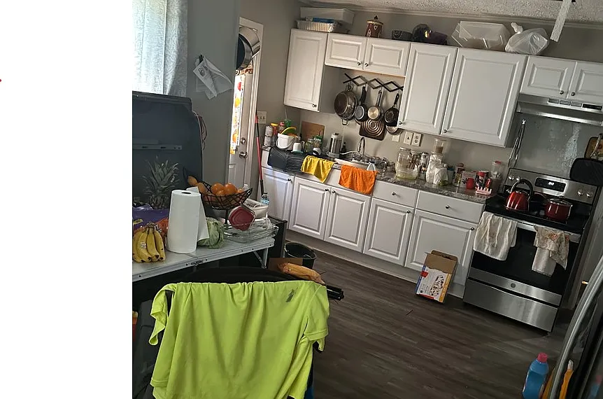 2 bed, 830 sqft, $1,350 — Photo 4