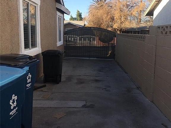 4th image of 3721 Hudson Bay Ave