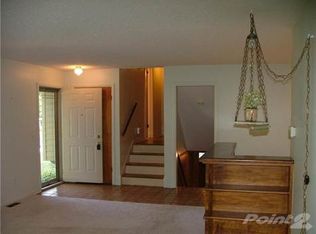 924 E Thomas L Pkwy, Lansing, MI 48917