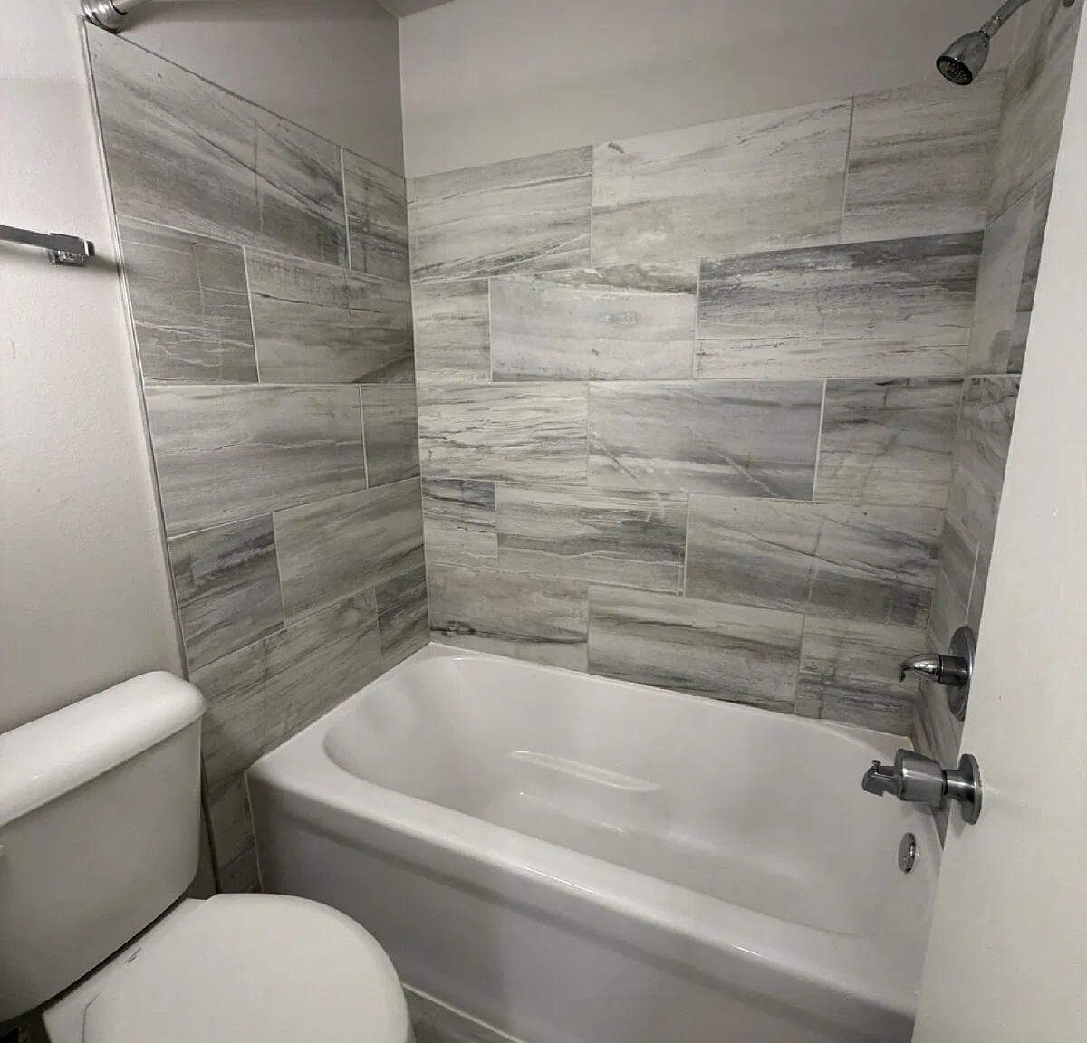 1 bed, 1.0 bath, $1,000 — Photo 2