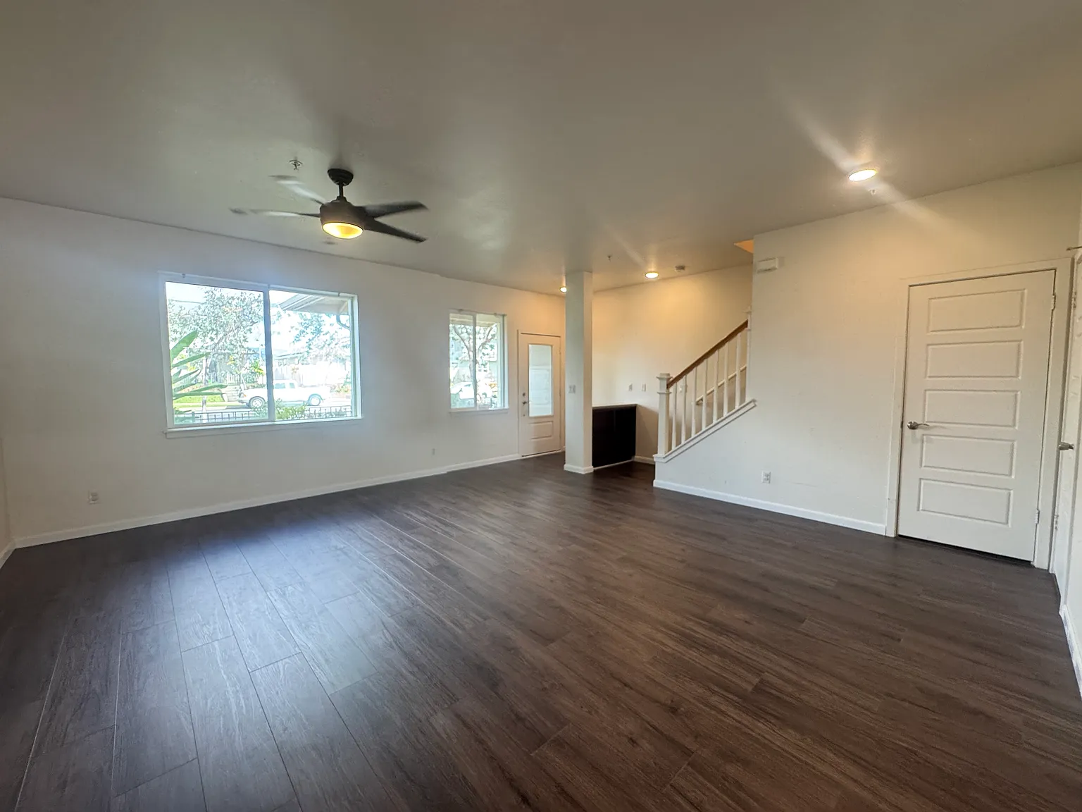 3 bed, 2.5 bath, 1531 sqft, $3,800 — Photo 3