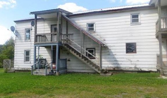 2nd image of 241 Gale St