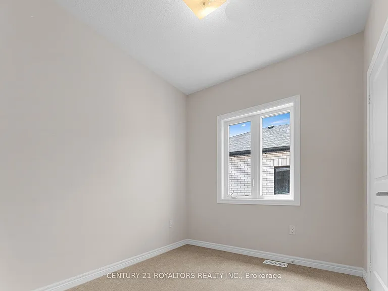 873 Logan Dr — Photo 13