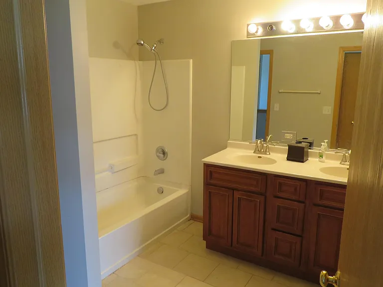 full bathroom