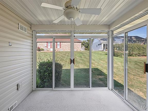 5th image of 1403 White Oak Trl