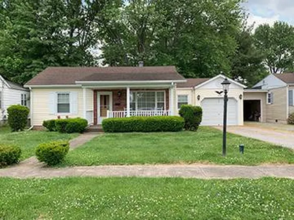 508 NW 9th St, Fairfield, IL 62837