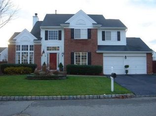 9 Little Doe Run, Oak Ridge, NJ 07438