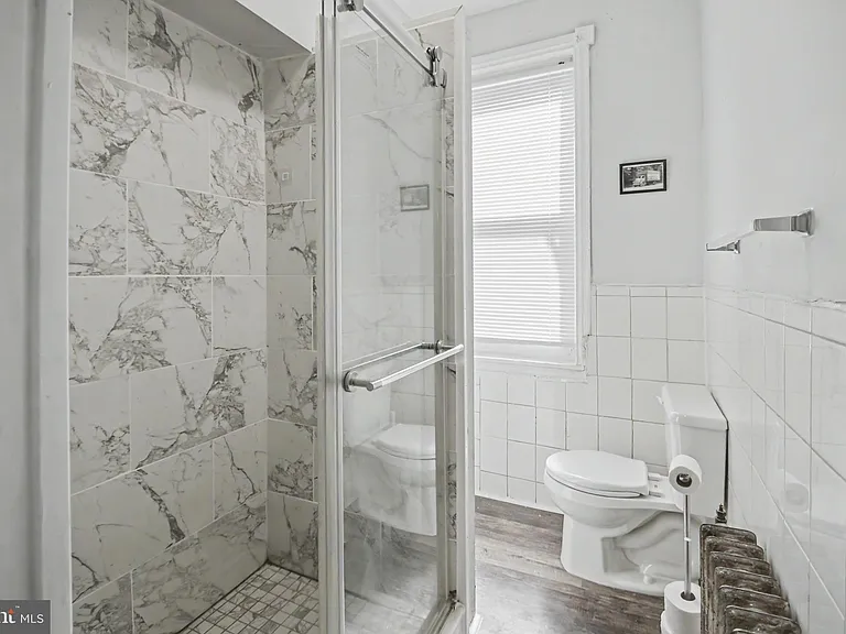 1921 W Allegheny Ave — Photo 19