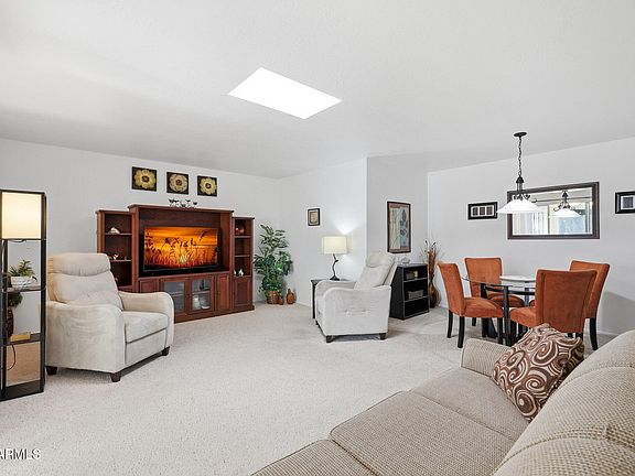 2nd image of 10037 W MOUNTAIN VIEW Road