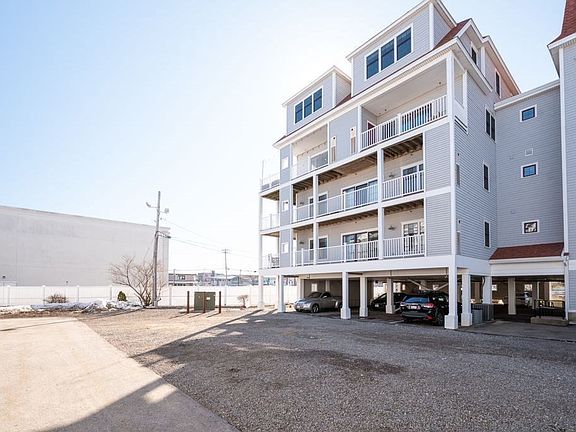 2nd image of 233 Beach Rd #A1