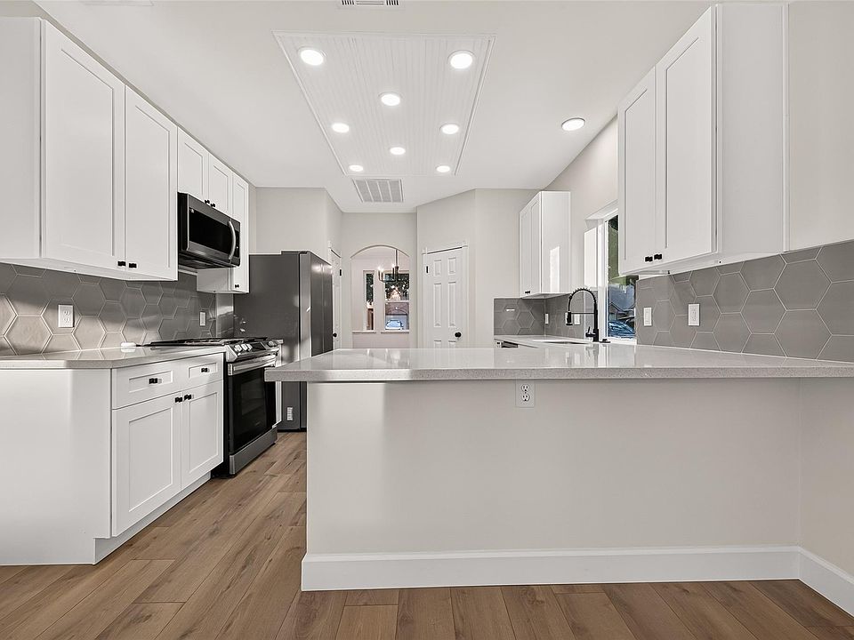 1st image of 2114 Highland Stone Ct