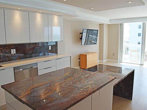 2nd image of 401 Ocean Dr APT 715