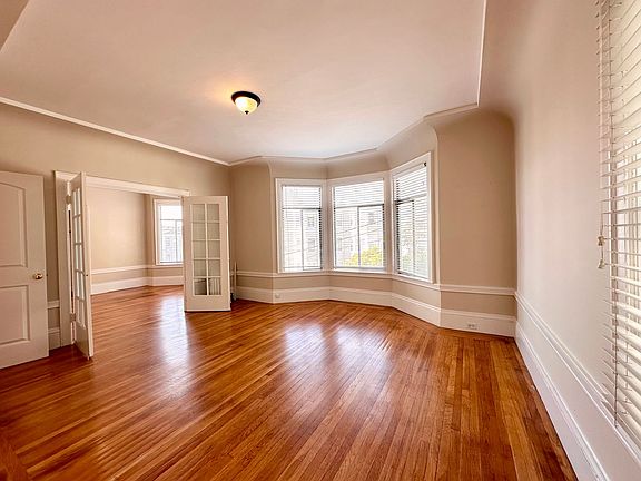 3rd image of 1385 Greenwich St APT 11
