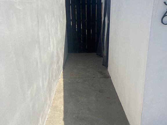 2nd image of 8536 Gloria Ave