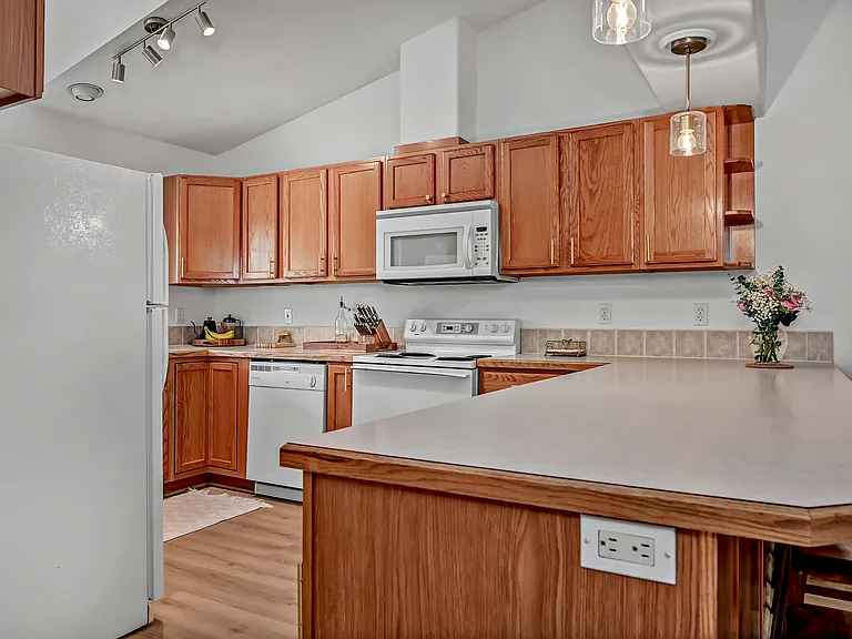S Jessie Pl — Photo 13