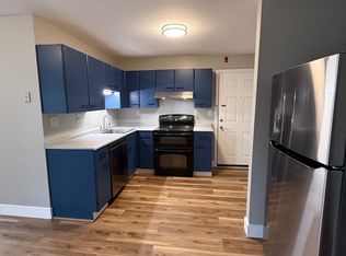 32 Hoit Mill Rd #102, Weare, NH 03281