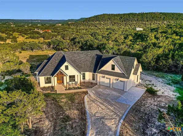 105 N Creek Ct, Bertram, TX 78605