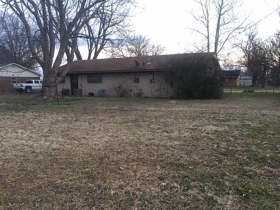 2nd image of 102 Sherry Dr