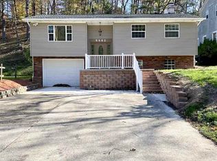 5962 Baker Rd, Huntington, WV 25705