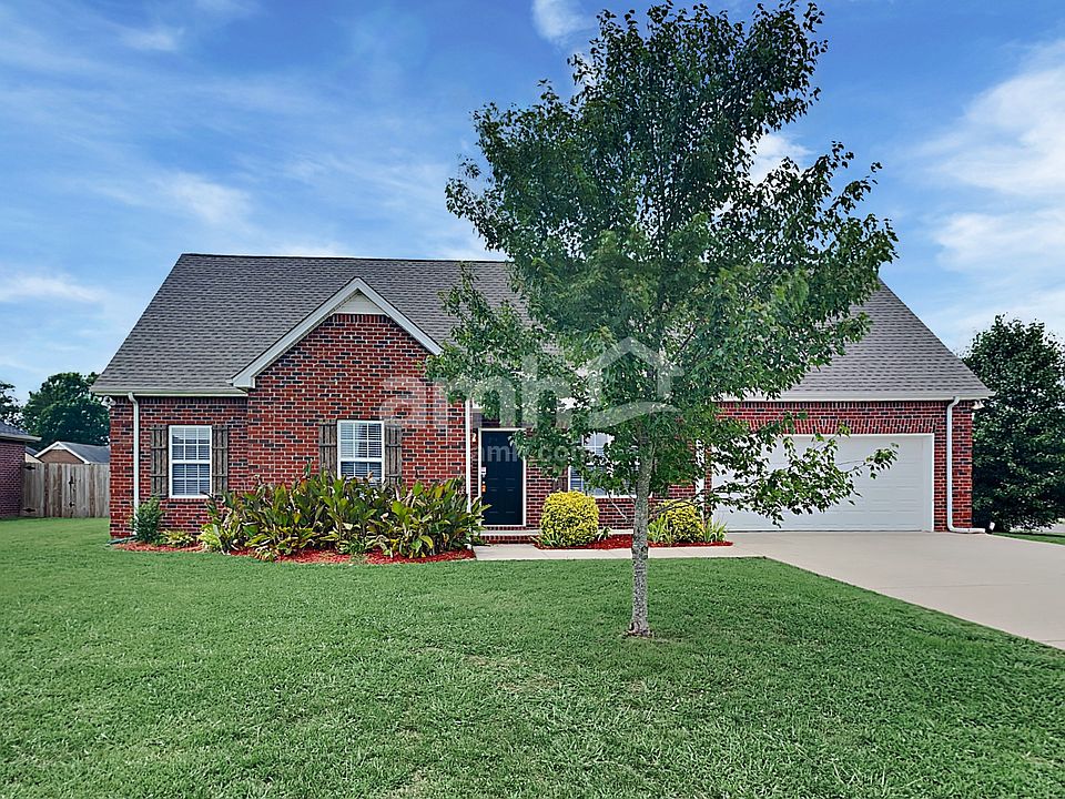 1st image of 5000 Roberta Pl