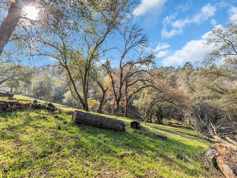 1st image of 610 Torero Way
