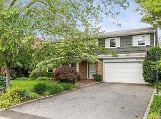 160 Harborview N, Lawrence, NY 11559