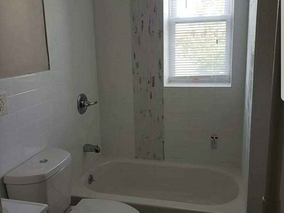 2nd image of 168 Clinton Ave APT 2