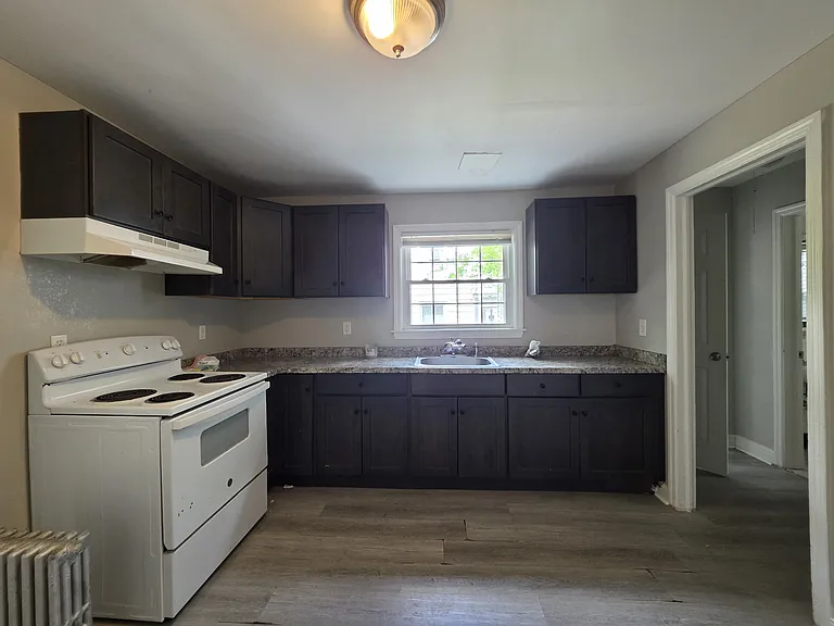 75 Stimson Rd #SF — Photo 2