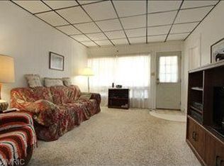 269 N Main St, Rockford, MI
