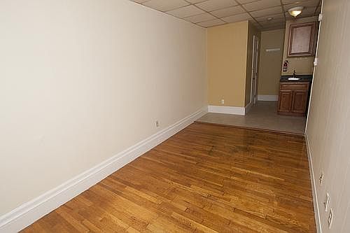 2nd image of 505 Beacon St APT 15