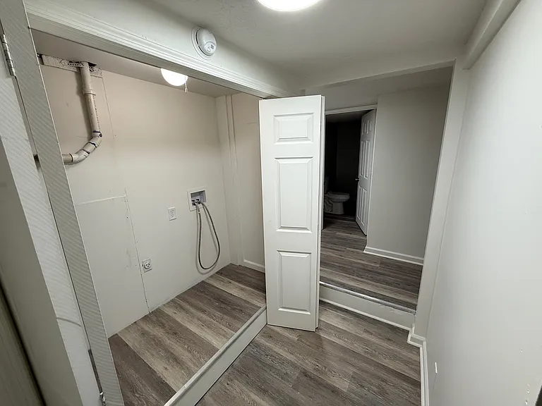 123 Chris Dr — Photo 27
